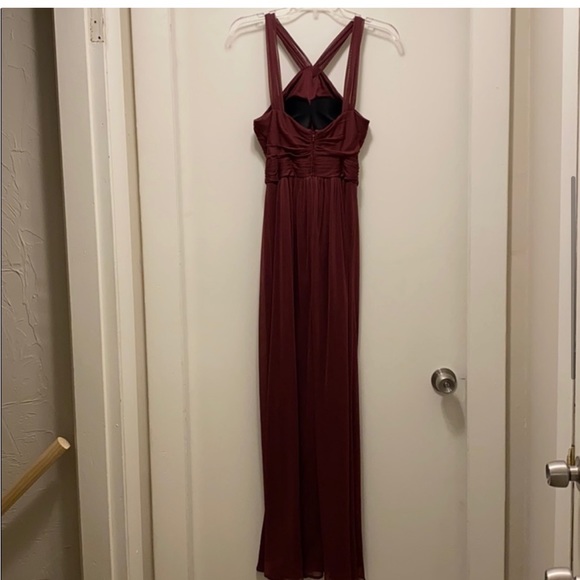 David’a Bridal Y-neck Long Mesh Bridesmaid Dress in Wine Size 2 - Picture 4 of 10